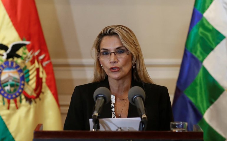 Na Bolívia, governo interino tem o mandato ampliado