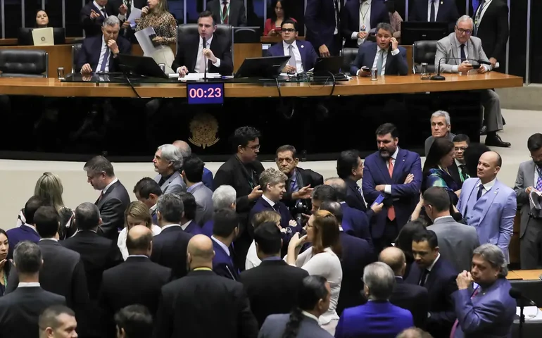 Câmara aprova projeto de desoneração da folha de pagamento de setores intensivos em mão de obra