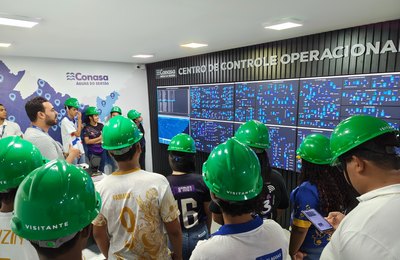 Conasa Águas do Sertão leva ações socioambientais a 400 pessoas em cinco municípios alagoanos