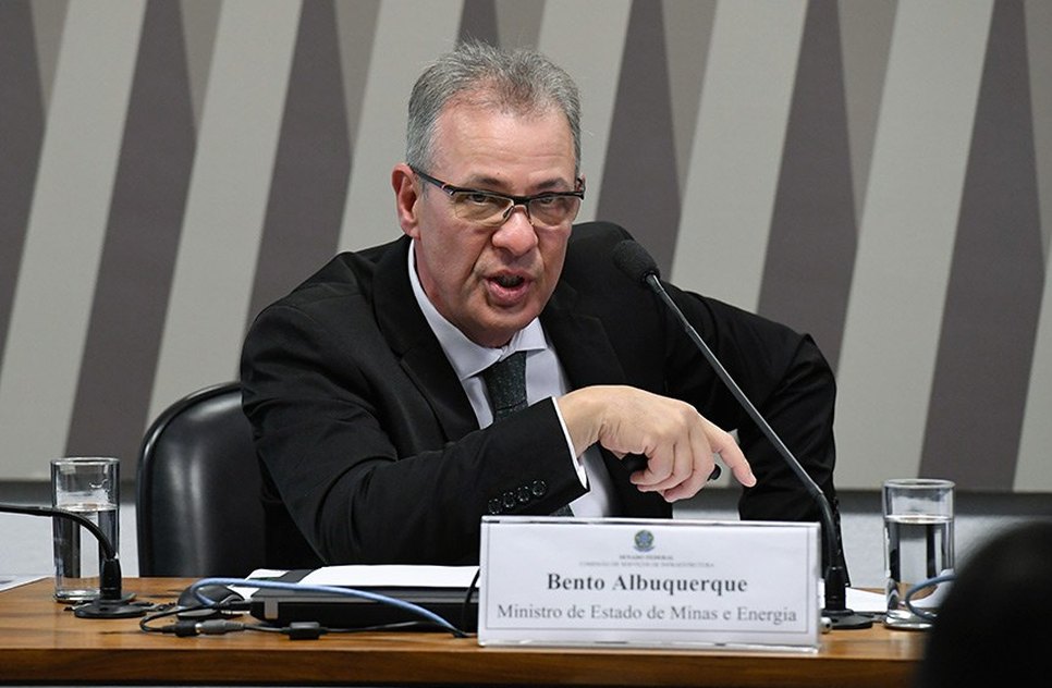 MINISTRO DE MINAS E ENERGIA BENTO ALBUQUERQUE / Foto: Edilson Rodrigues/Agência Senado