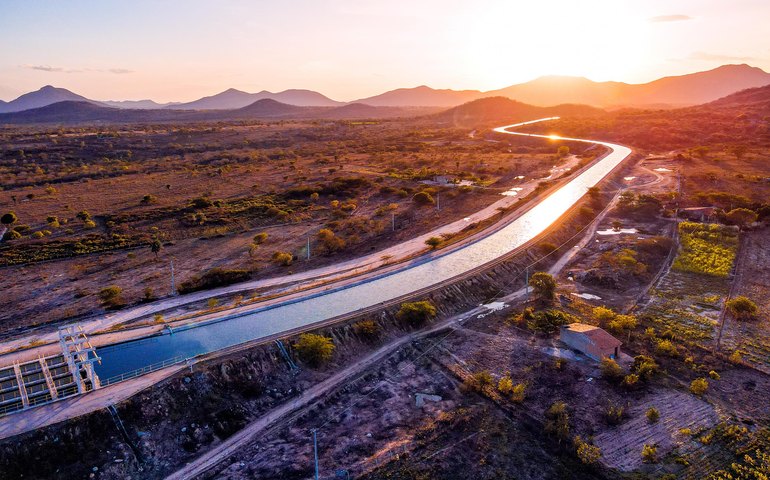 Paulo Dantas e Lula autorizam mais de R$ 500 milhões para o 5° trecho do Canal do Sertão