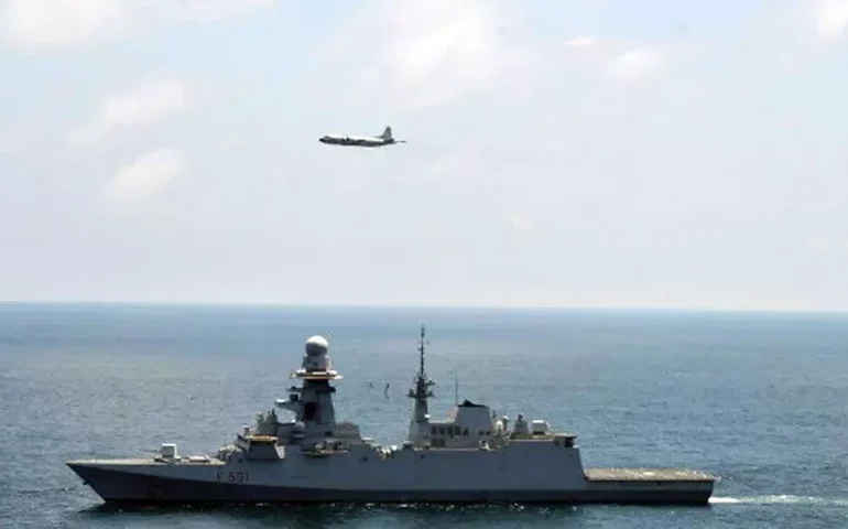 Ataques de milícia no Mar Vermelho deixam 2 marinheiros mortos