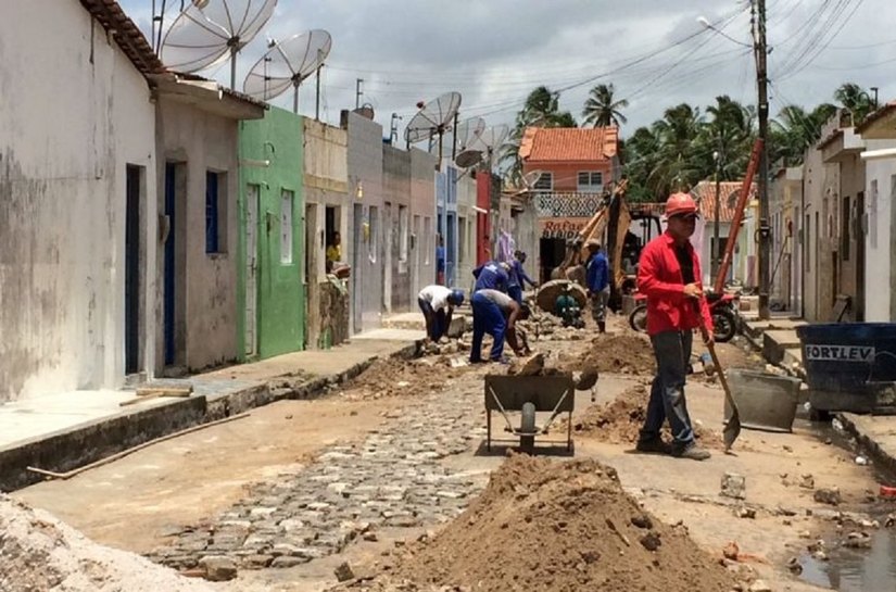 Saneamento: obras avançam e já cobrem mais de 60% de Piaçabuçu