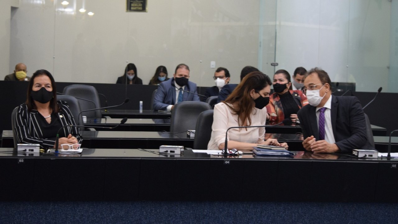 ALE derruba veto e vagas para jovens aprendizes podem alcançar quase sete mil em Alagoas