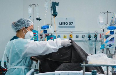 91% dos internados em leitos mantidos pela Sesau não se vacinaram ou estão com o esquema vacinal incompleto