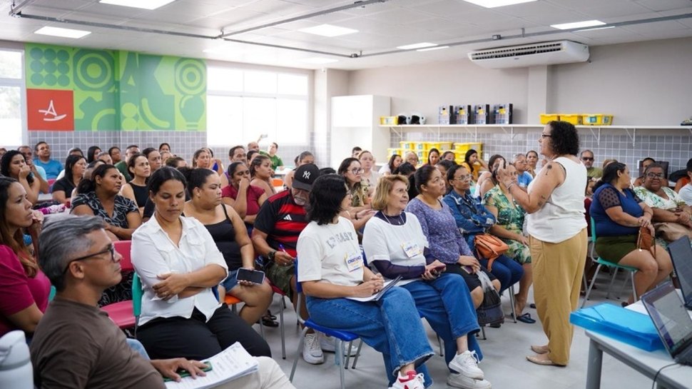 Educação de Maceió escolhe conselhos escolares de 148 unidades de ensino da rede pública municipal