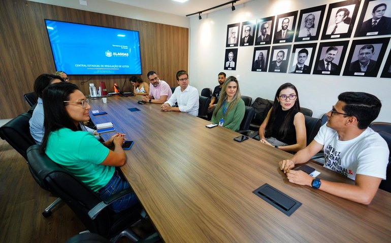 Sesau apresenta programas de referência em Alagoas à comitiva da saúde do Acre