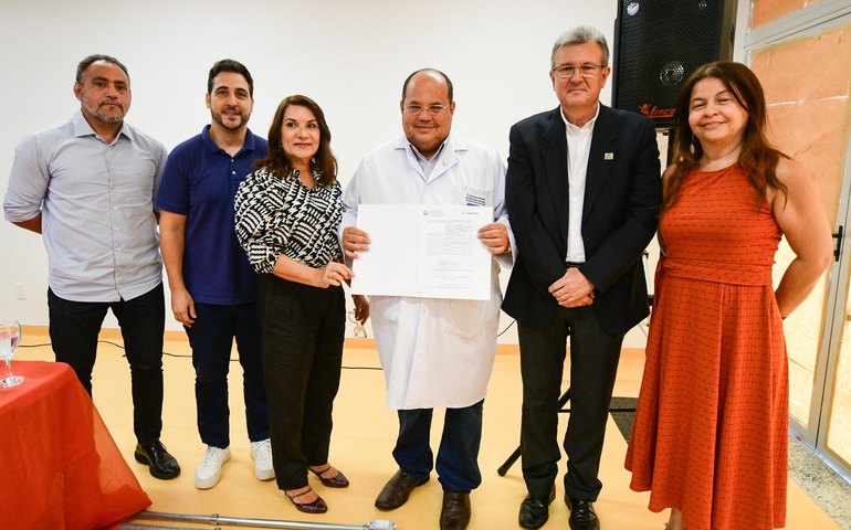  Hemoal celebra acordo com Hemobrás para início do recolhimento de plasma excedente 