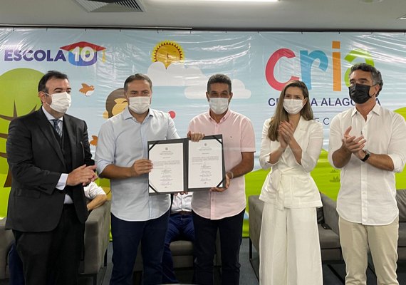 Prefeito Neno Freitas assina ordem de serviço para primeira creche do Programa CRIA em Branquinha