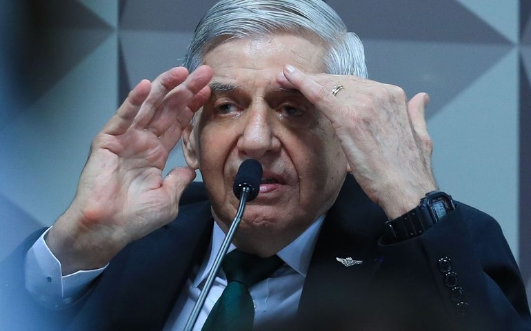 Augusto Heleno: acampamentos bolsonaristas eram 'ordeiros e pacíficos'