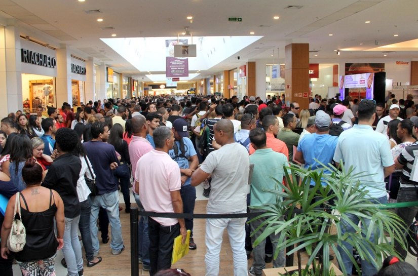 Feira do Emprego e Empreendedorismo atrai um grande público no primeiro dia