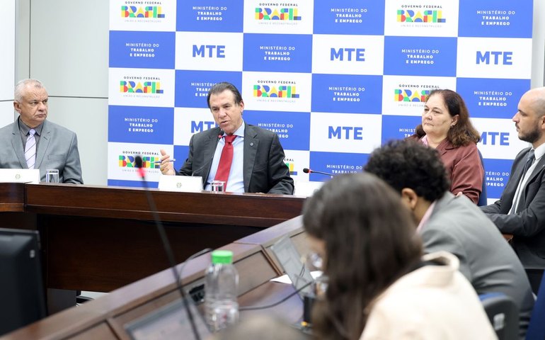 Brasil registra saldo de mais de 257 mil novos empregos em abril