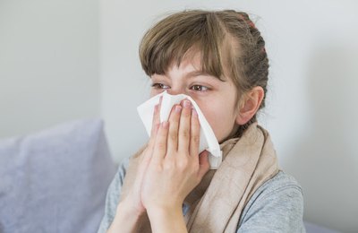 Sangramento nasal na infância pode ter origem além do ressecamento