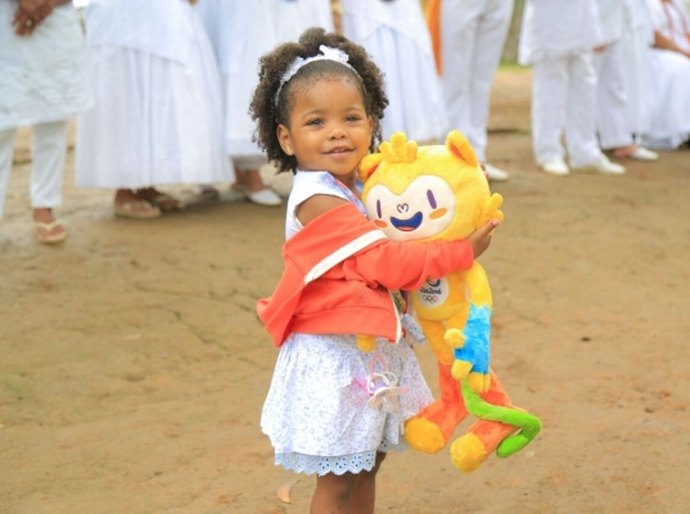 Festa e religiosidade na passagem da Tocha Olímpica pela Serra da Barriga