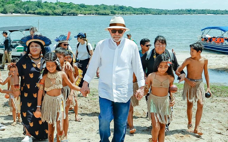 Lula pede investimento global para preservação das florestas