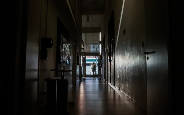 Apagão: escolas sem aula, falta d'água, engarrafamentos, metrôs parados. Veja o impacto pelo país