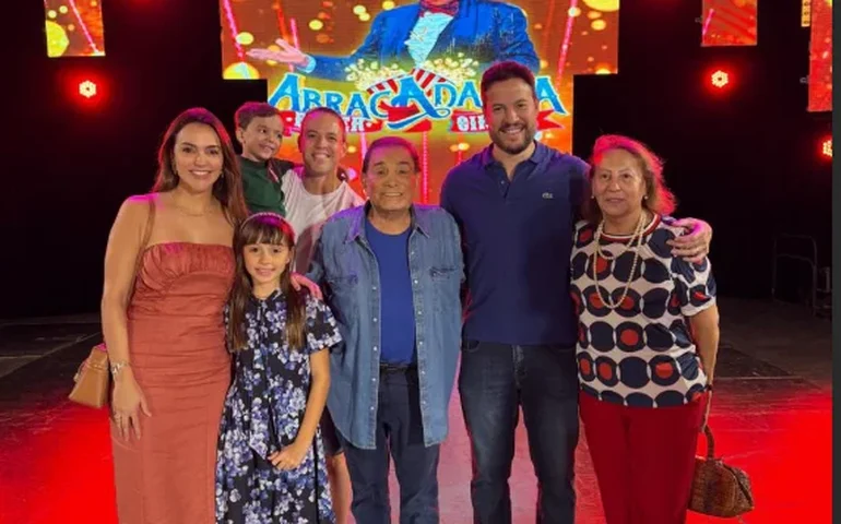 Arthur Rocha prestigia espetáculo “Abracadabra” no Reder Circus, em Goiânia