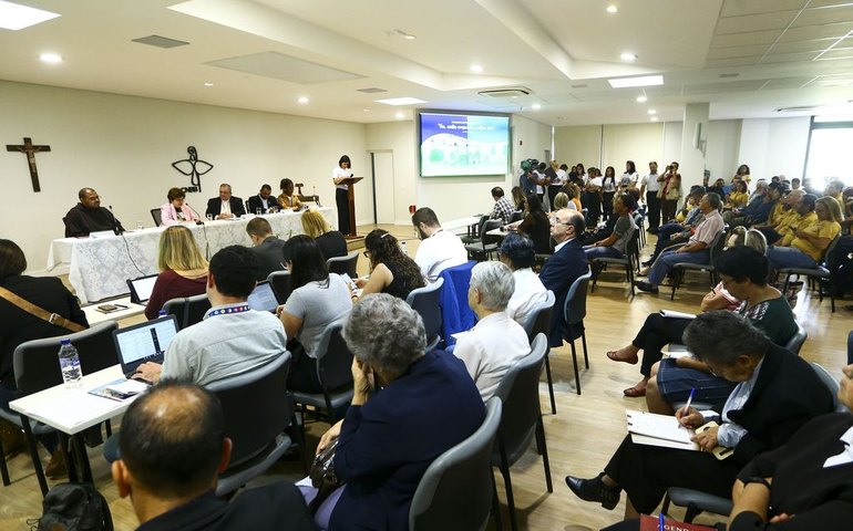 Sem citar CPI, nota dos Bispos da CNBB apoia apurar corrupção no combate à Covid