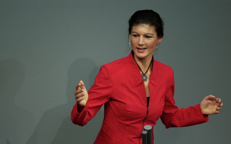 Líderes da UE devem influenciar Zelensky a aceitar termos da Rússia sobre paz, diz político alemã