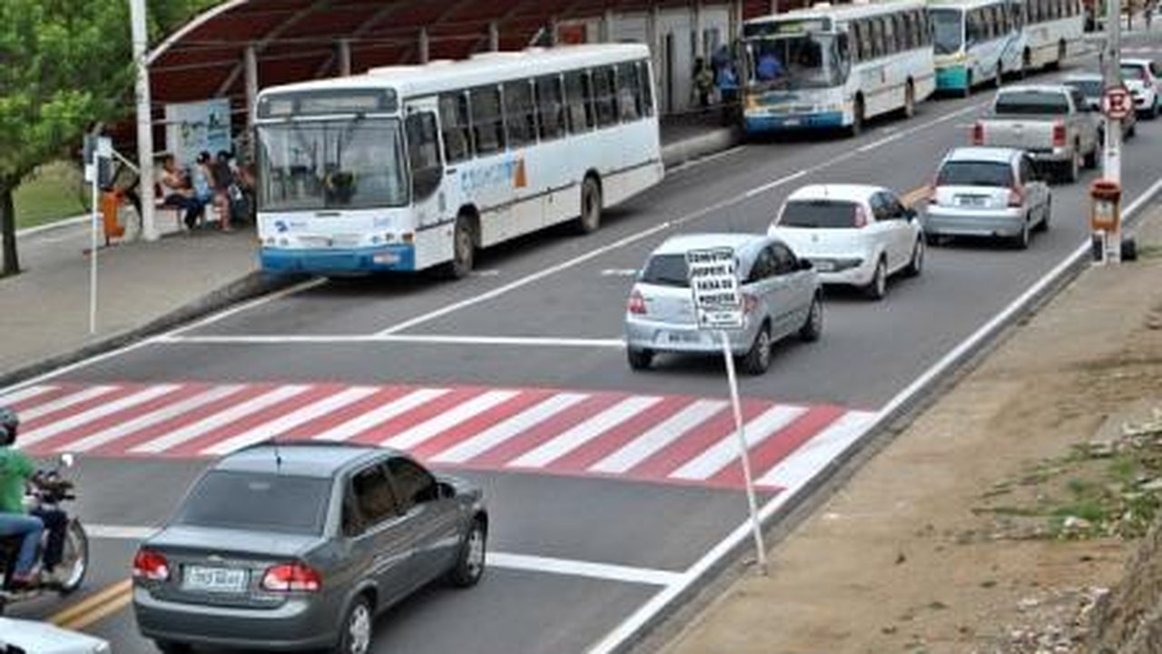 Arapiraca: SMTT intensifica sinalização horizontal em vias de acesso e Centro