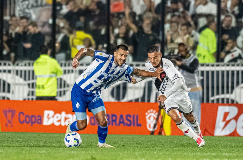 CSA dá adeus à Copa do Brasil após perder por 3 a 1 para o Vasco