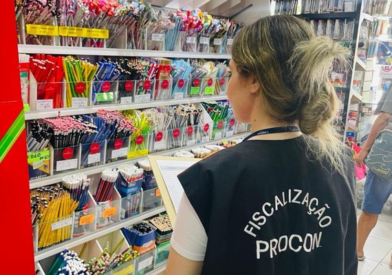 Procon Maceió divulga pesquisa de material escolar e orienta sobre listas das escolas