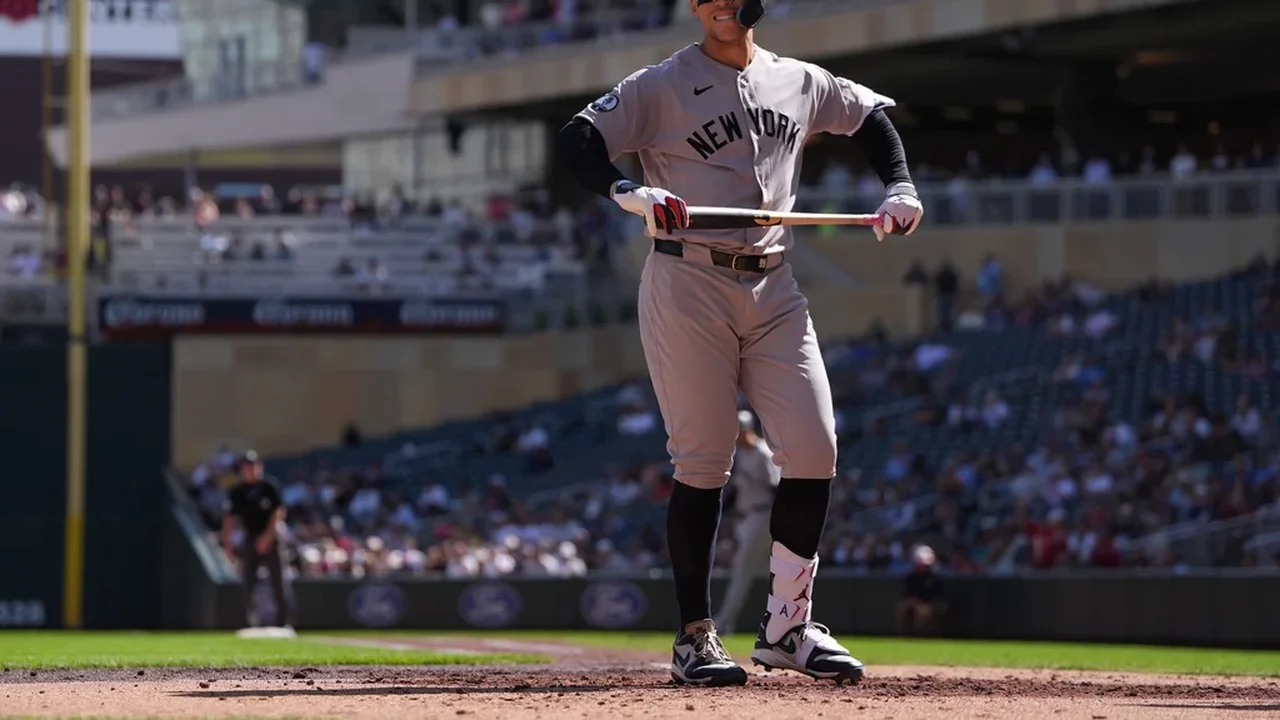 Astro dos Yankees, Aaron Judge, recebeu uma injeção na panturrilha direita dolorida e provavelmente não jogará na Série Wild Card.