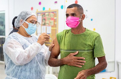 Arapiraca ultrapassa 70 mil doses de vacina contra a Covid-19 aplicadas