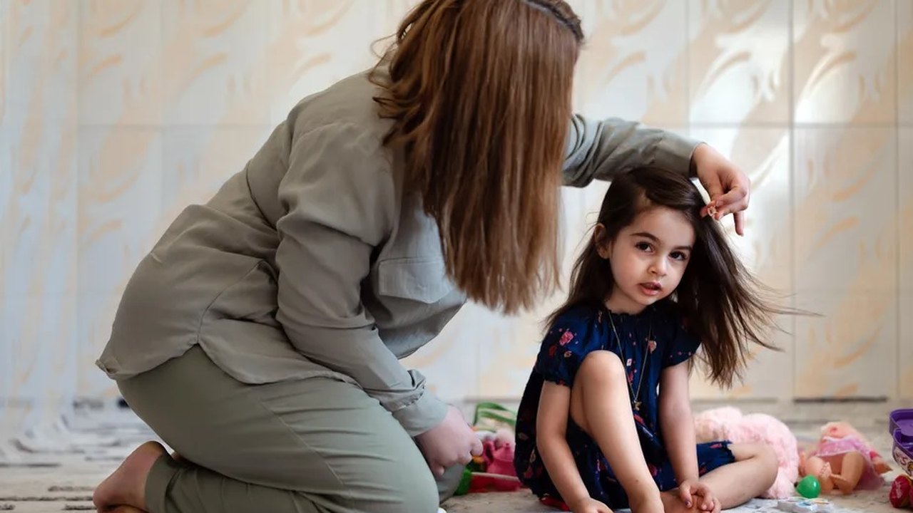 Irã: mães escolhem o exílio para garantir segurança de suas filhas