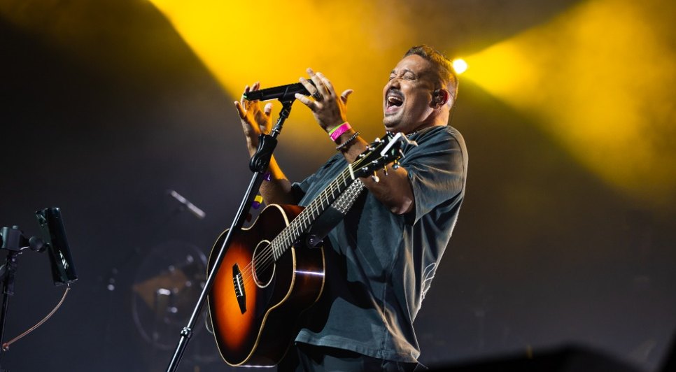 Frei Paulo celebra Dia do Evangélico com show de Fernandinho