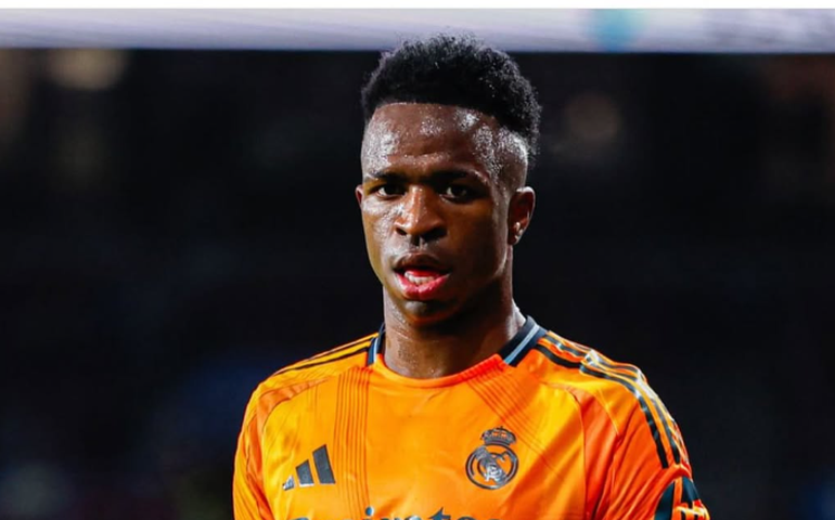 Vini Jr. se reinventa e assume papel decisivo também na defesa do Real Madrid