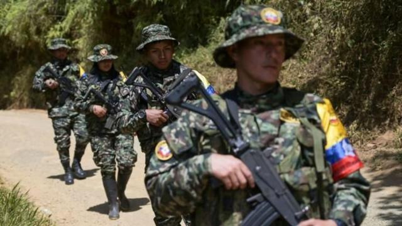 Pelo menos oito mortos na Colômbia após confrontos entre dissidentes das FARC