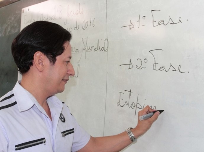 Professores têm até sábado para se inscrever em concurso de remoção