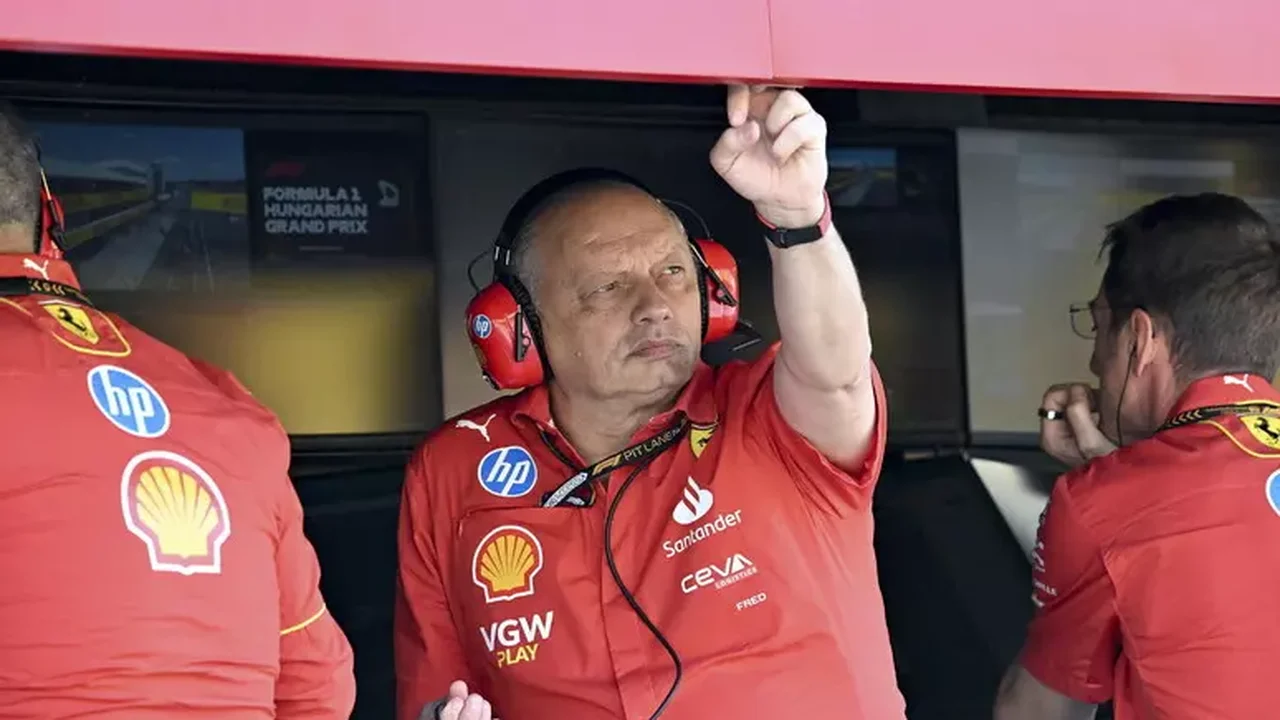Ferrari nega especulações e descarta mudanças no comando da equipe
