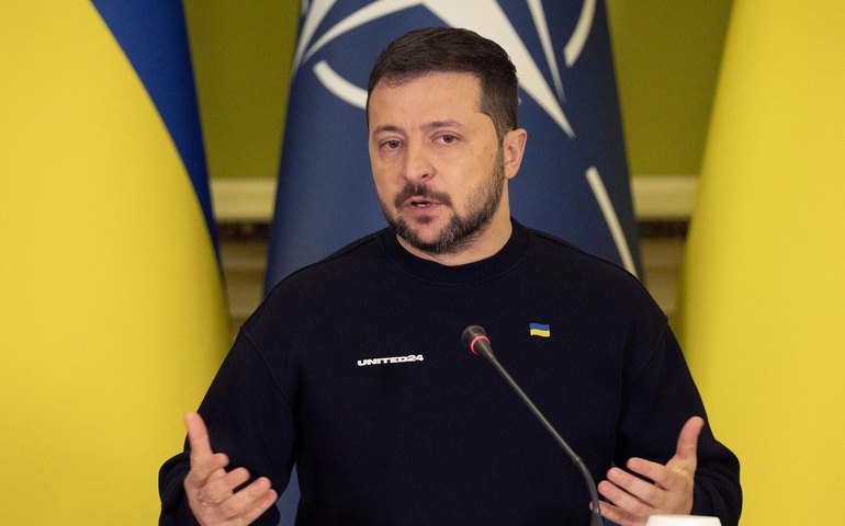 Ucrânia: Zelenski diz ter conversado com Trump e faz paralelo com cessar-fogo em Gaza