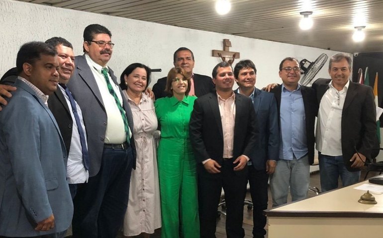 Farra do dinheiro na Câmara de Palmeira continua: cada vereador terá R$280 mil de ‘emenda-pix’