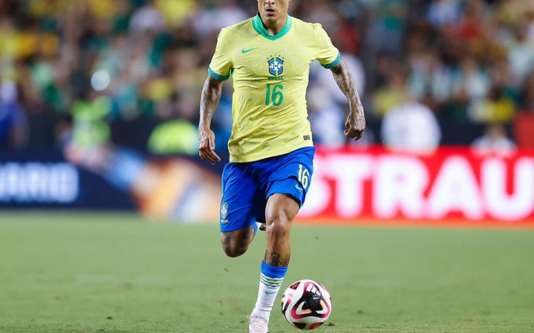 Arana pede apoio e vê seleção brasileira 'com cabeça boa' para desencantar na Copa América