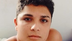 jovem salgado