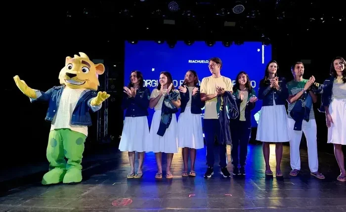 apresentação dos uniformes do Brasil