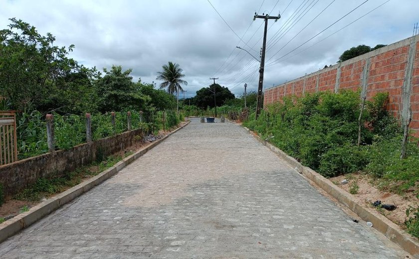Concluídas obras de drenagem e pavimentação de ruas do Padre Ludugero