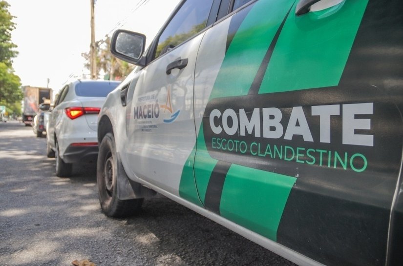 Operação Língua Suja identifica ligação irregular de esgoto da BRK na Ponta Verde