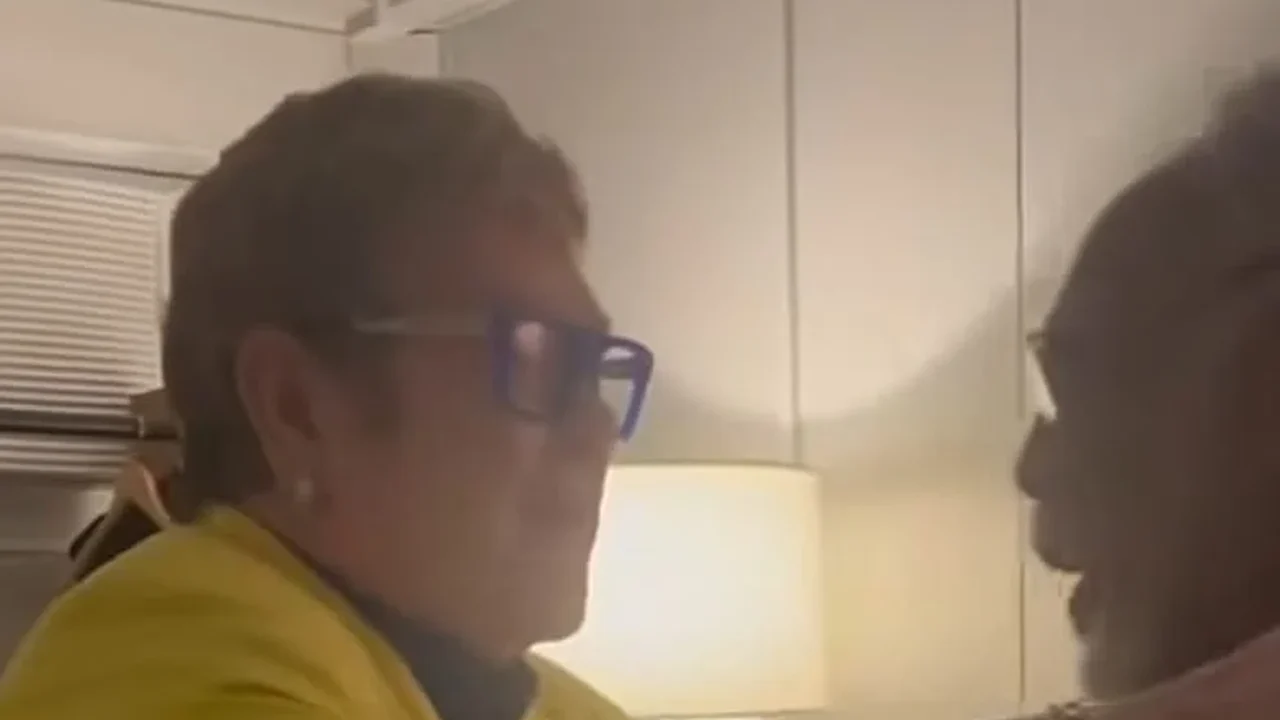 Elton John tieta Gilberto Gil nos bastidores do Rock in Rio: 'Lenda'; assista