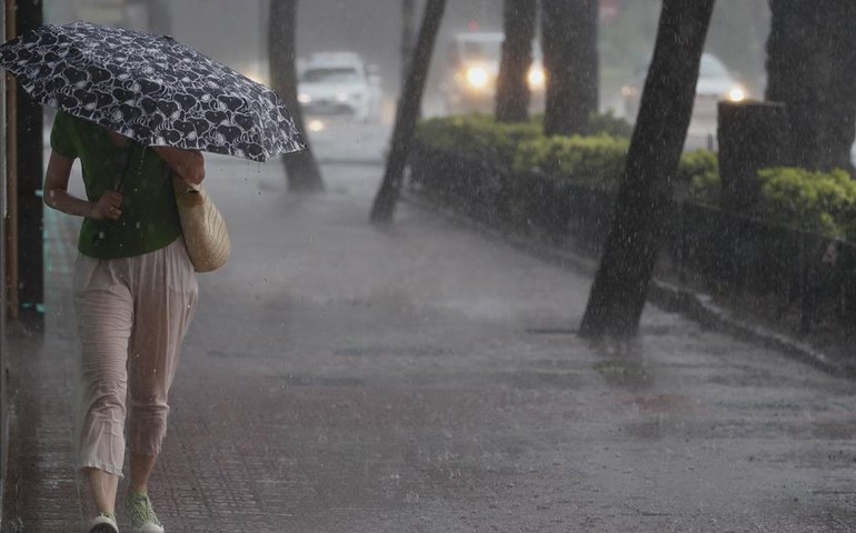 Jogo entre Atlético de Madrid e Sevilla é adiado por causa de chuvas fortes em Madri