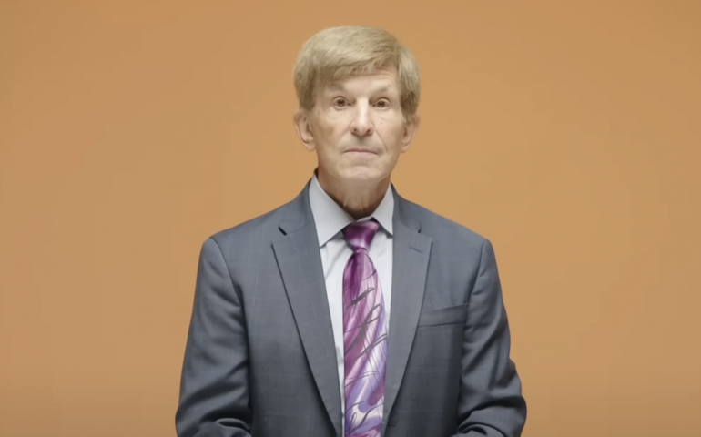 Eleições dos EUA: como funciona o método das 13 perguntas do 'Nostradamus' que prevê vencedor