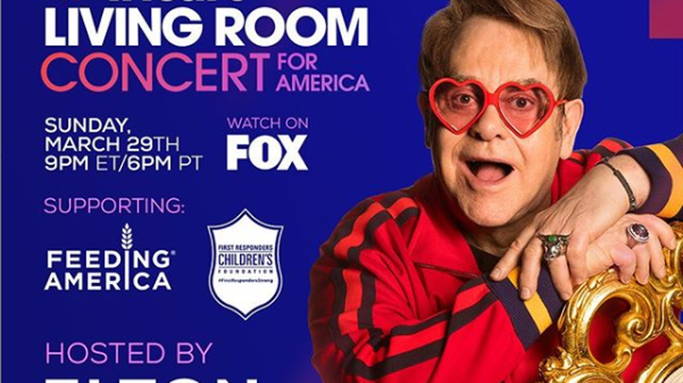 Na cozinha de casa, Elton John comanda show e arrecada US$ 8 milhões