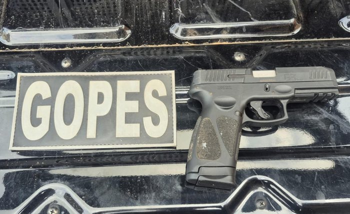Uma das armas apreendida em ações da PM ao longo da semana, em Alagoas
