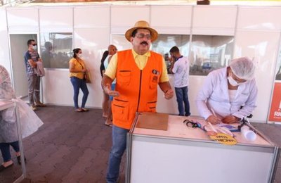 Gilberto Gonçalves acompanha o reforço da vacina contra covid-19 em Rio Largo