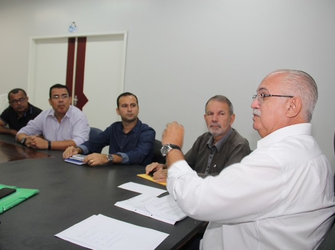 Arapiraca: prefeito Rogério Teófilo libera R$ 100 mil de patrocínio ao ASA