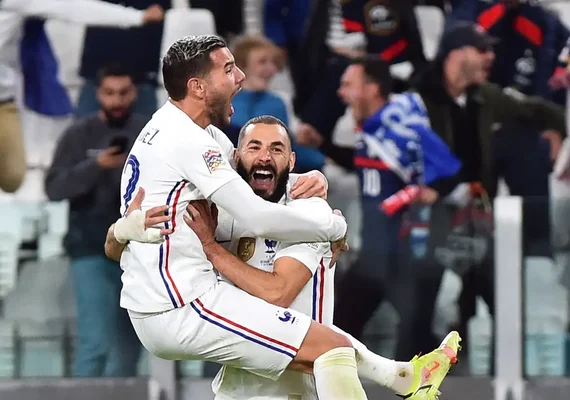 França derrota Bélgica e se reabilita na Liga das Nações; Itália vence e se isola na ponta