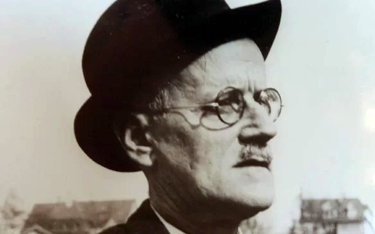 Relançamento da coletânea &#8216;Exílios e Poeiras&#8217; traz obra menos conhecida de Joyce